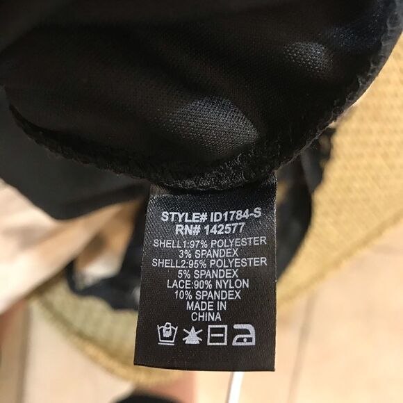 💚 C21 Iris stretchy dress with velvet details, lace back - Picture 5 of 6